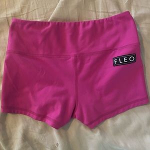 Fleo HRO pink shorts